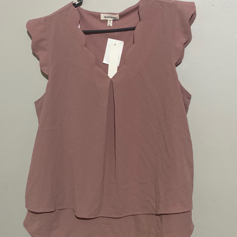 Women’s blouse size x large